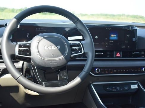 New 2026 Kia Carnival EX image 20