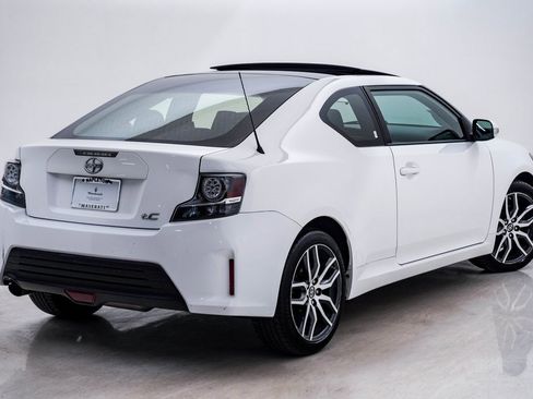 Used 2014 Scion tC image 10