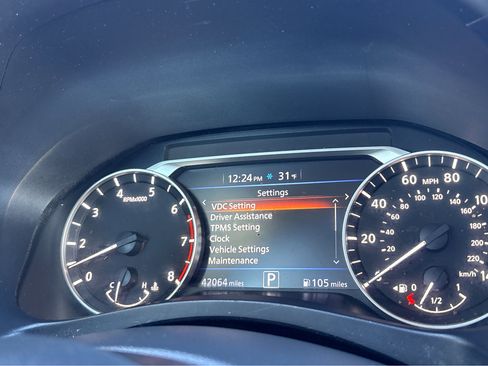 Used 2019 Nissan Altima 2.5 SV image 4