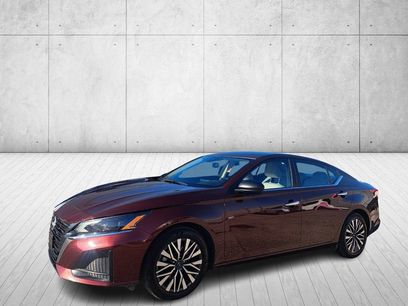 Used 2025 Nissan Altima 2.5 SV