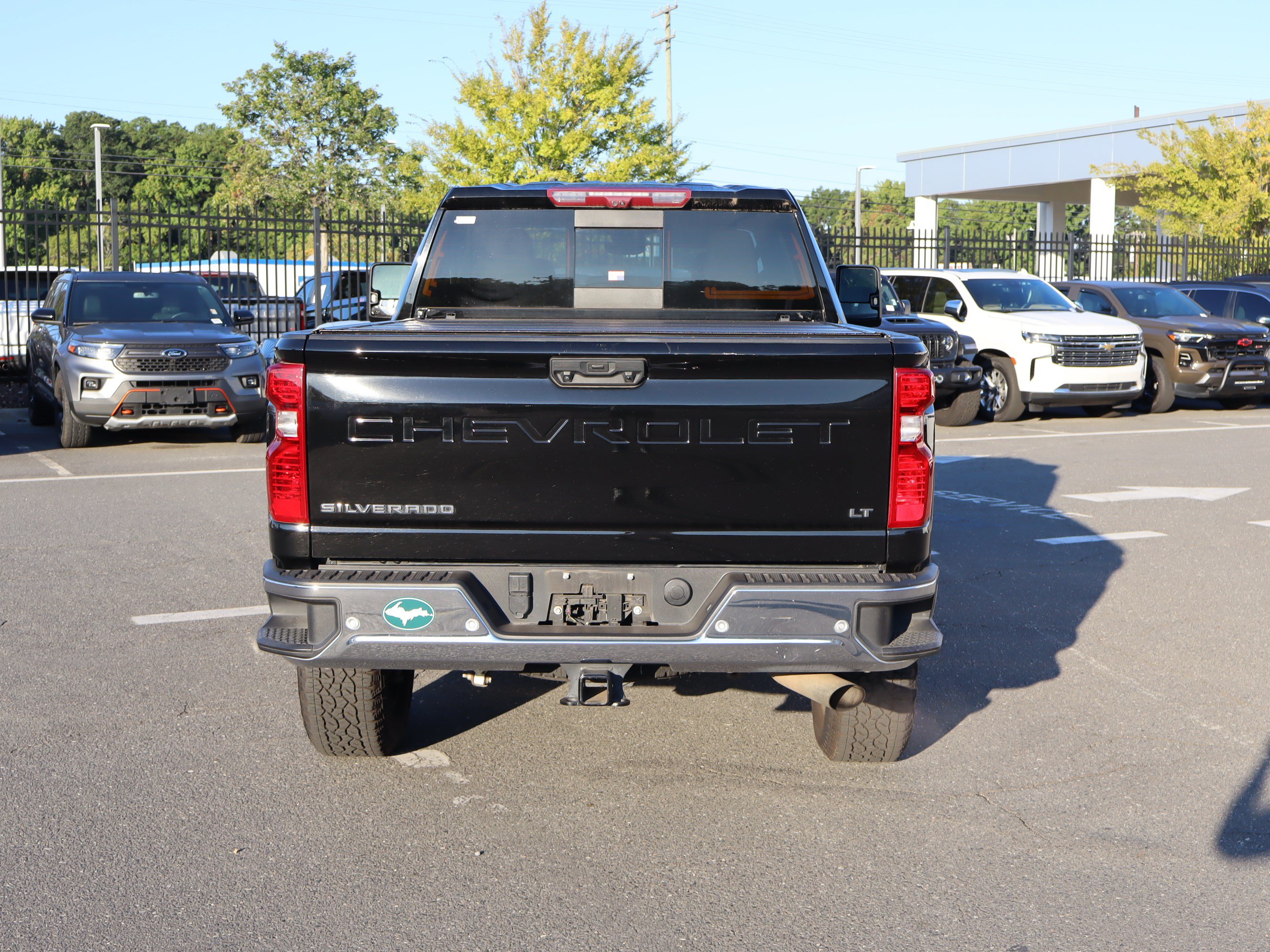 Used 2024 Chevrolet Silverado 2500 LT w/ All Star Edition AWD/4WD image 9