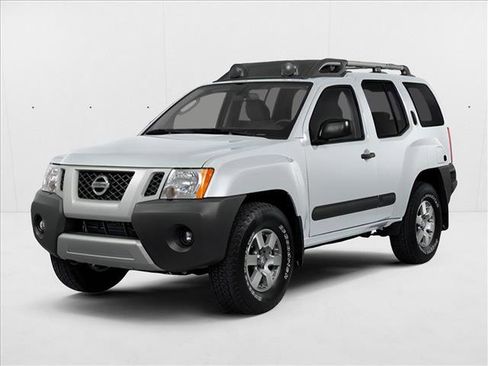 Used 2014 Nissan Xterra X image 1