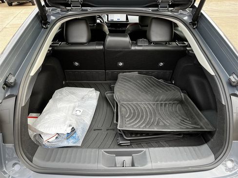 Used 2023 Toyota Prius Prime Premium image 28