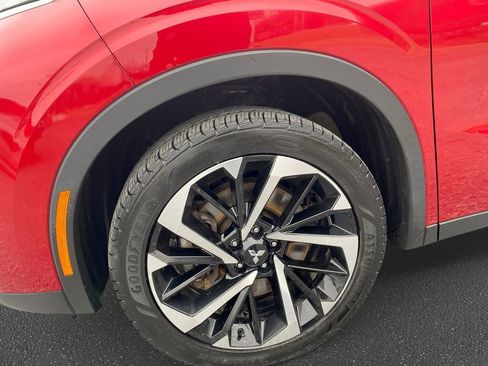 Used 2022 Mitsubishi Outlander SE image 14