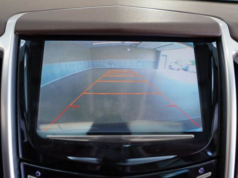 Used 2015 Cadillac SRX Luxury FWD image 18