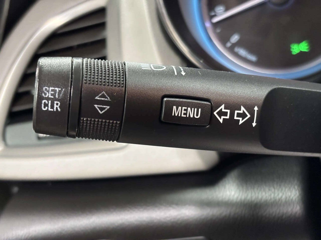 Used 2014 Buick Verano Convenience FWD image 35