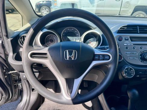Used 2013 Honda Fit image 19