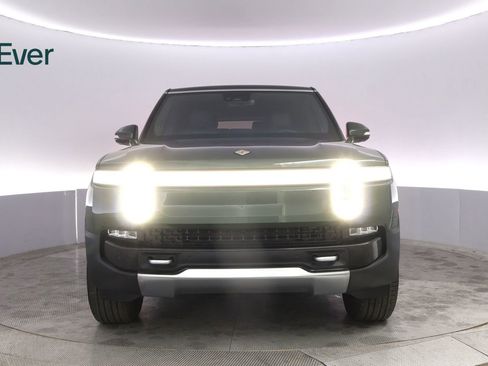 Used 2023 Rivian R1S Adventure AWD/4WD image 12