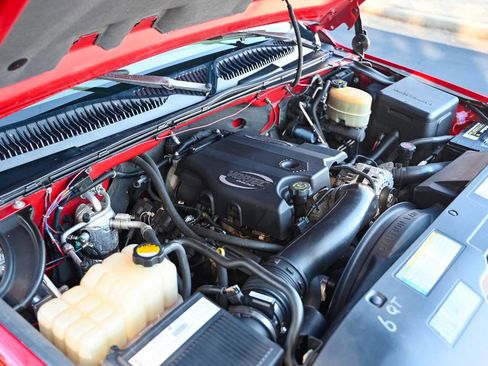 Used 2001 Chevrolet Silverado 3500 LT image 4