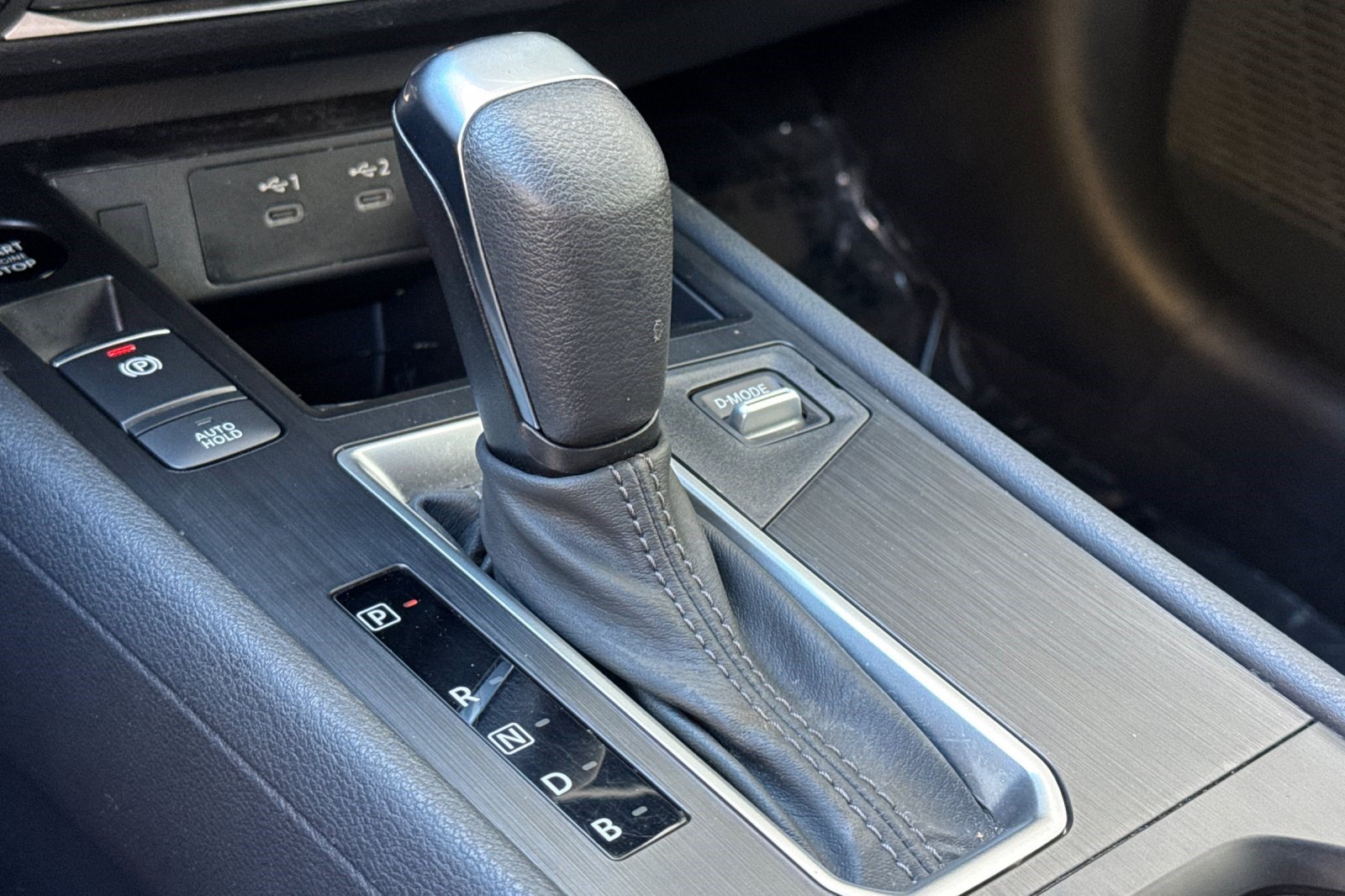 Used 2025 Nissan Kicks SV FWD image 18