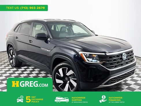 Used 2026 Volkswagen Atlas Cross Sport SE AWD/4WD image 1