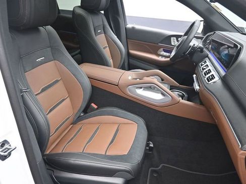 New 2026 Mercedes-Benz GLE 53 AMG 4MATIC Coupe image 30