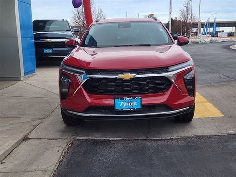 New 2026 Chevrolet Trax LT image 7