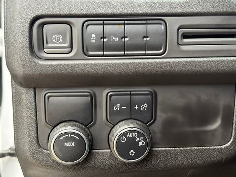 Used 2023 Chevrolet Tahoe 2WD w/ Remote Keyless Entry Package image 20