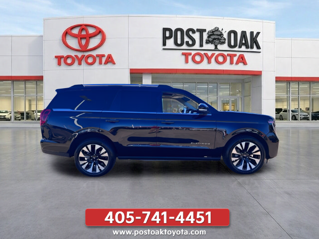 Used 2026 Ford Expedition Platinum w/ Driver's Package AWD/4WD image 9