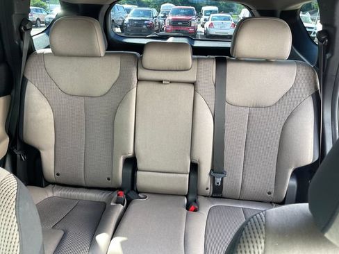 Used 2019 Hyundai Santa Fe SEL AWD/4WD image 25