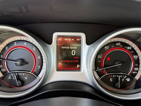 Used 2019 Dodge Journey GT AWD/4WD image 30