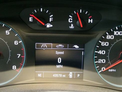 Used 2024 Chevrolet Malibu LT FWD image 21