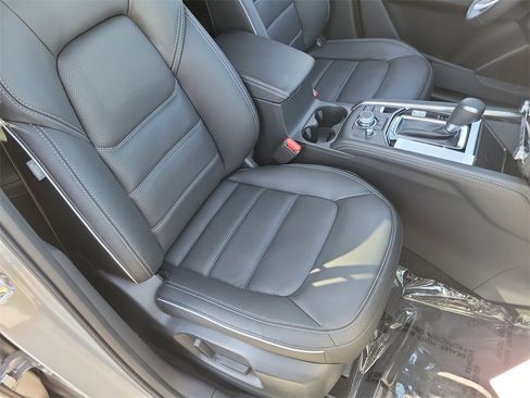 New 2025 MAZDA CX-5 AWD 2.5 S w/ Premium Plus Pkg image 18