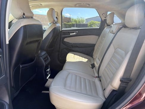 Used 2016 Ford Edge SEL w/ Equipment Group 201A AWD/4WD image 26
