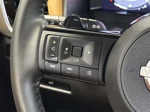 Used 2023 Nissan Rogue Platinum w/ Platinum Premium Package image 28