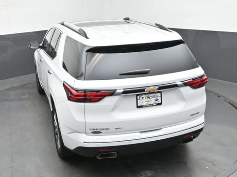 Used 2023 Chevrolet Traverse Premier image 36