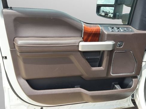Used 2022 Ford F250 King Ranch w/ Tremor Off-Road Package AWD/4WD image 19