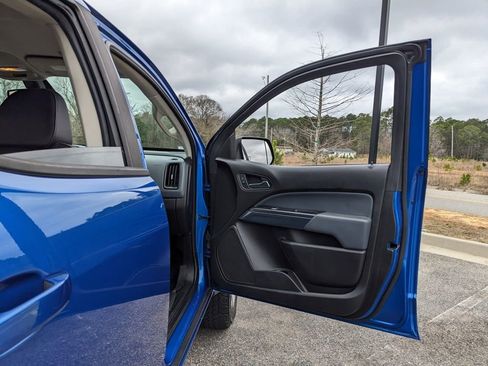 Used 2019 Chevrolet Colorado Z71 image 55