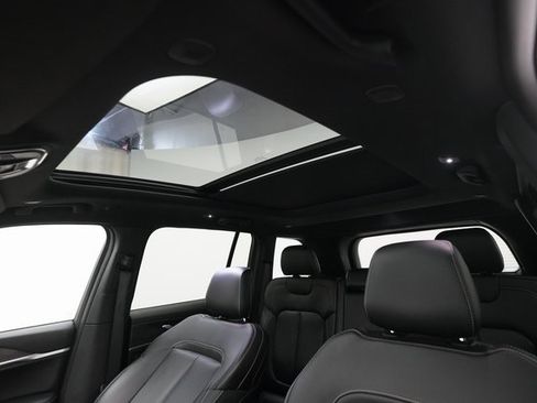 Used 2025 Jeep Grand Cherokee Limited 4xe image 31