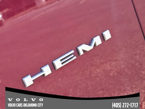 Used 2020 Dodge Challenger R/T image 10