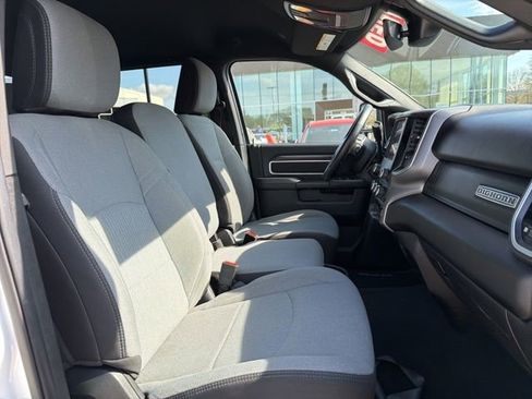 Used 2024 RAM 2500 Big Horn image 31