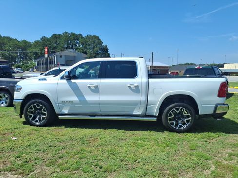 New 2026 RAM 1500 Laramie w/ Chrome Appearance Group AWD/4WD image 3