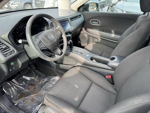 Used 2016 Honda HR-V EX image 10