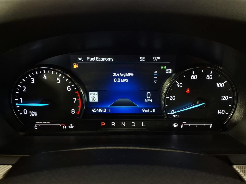 Used 2023 Ford Explorer XLT w/ Equipment Group 202A AWD/4WD image 20