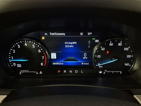 Used 2023 Ford Explorer XLT w/ Equipment Group 202A AWD/4WD image 20
