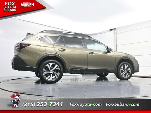 Used 2020 Subaru Outback Limited AWD/4WD image 22