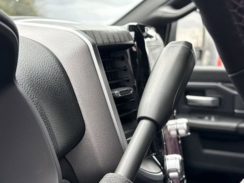 New 2026 RAM 2500 Big Horn AWD/4WD image 12