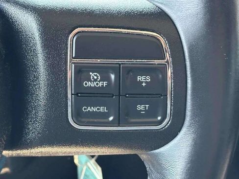 Used 2013 Jeep Wrangler Unlimited Sport image 9