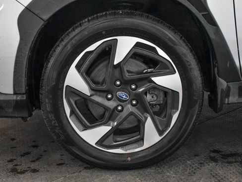 Certified 2025 Subaru Crosstrek 2.5i Limited w/ Crosstrek Mirror Package image 9