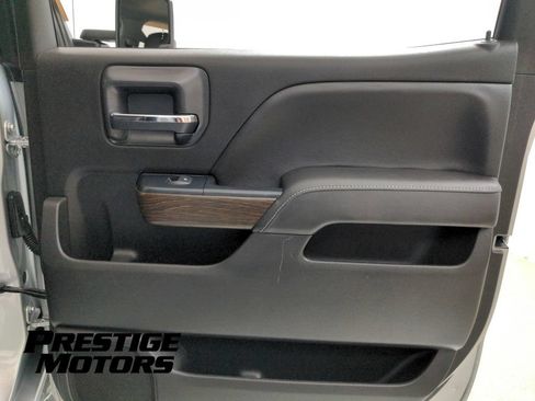 Used 2019 GMC Sierra 3500 Denali AWD/4WD image 32