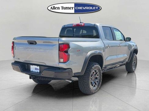New 2026 Chevrolet Colorado ZR2 w/ Technology Package AWD/4WD image 4