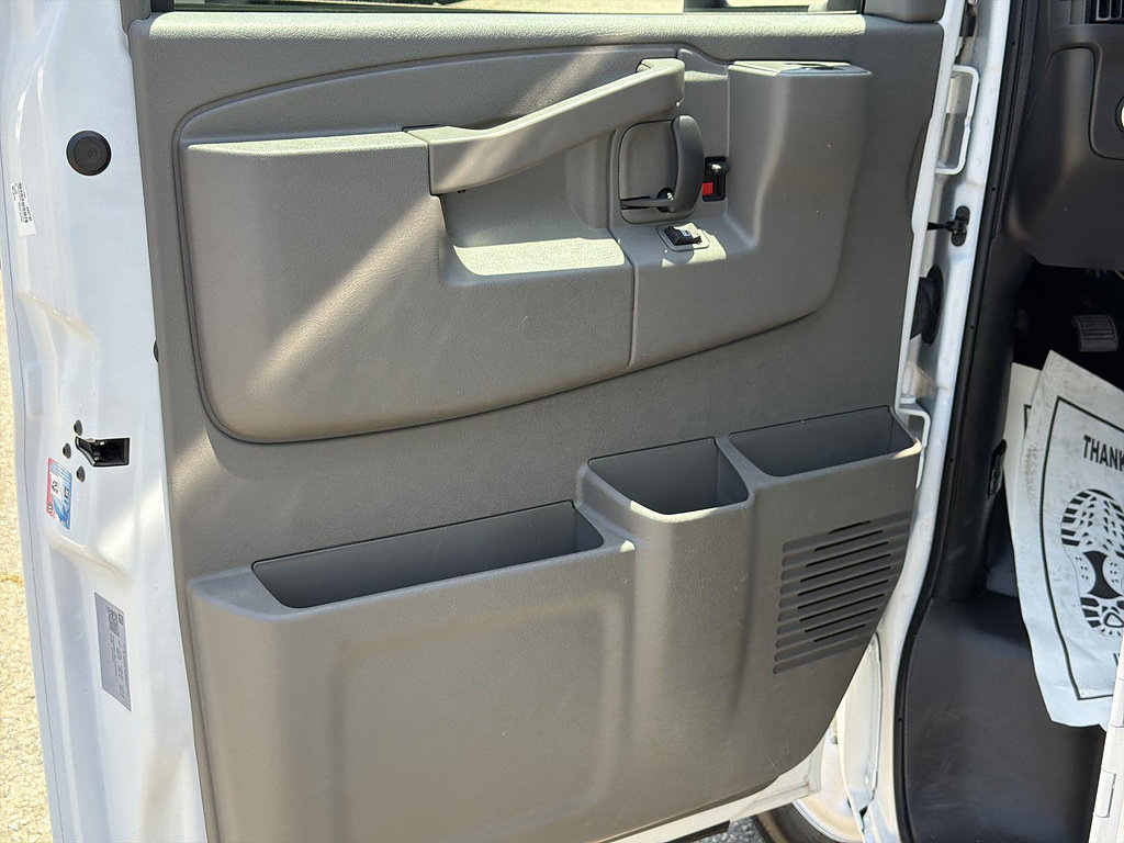 New 2025 GMC Savana 3500 w/ Power Convenience Package RWD image 17