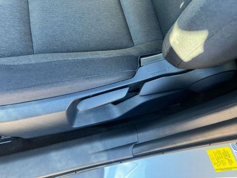 Used 2025 Toyota Camry LE image 23