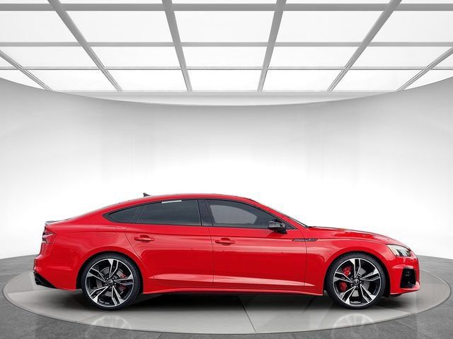 Used 2024 Audi S5 Premium Plus w/ Premium Plus Package AWD/4WD image 3