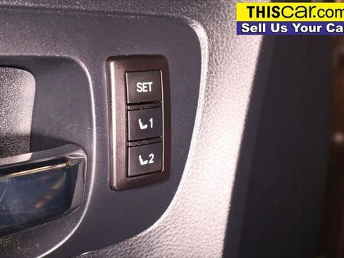 Used 2018 Toyota Tundra Platinum image 32