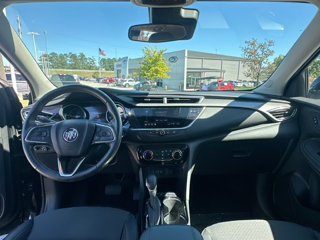 Used 2023 Buick Encore GX Preferred FWD image 3