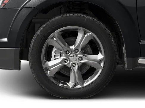 Certified 2017 Dodge Journey Crossroad w/ Popular Equipment Group FWD image 11