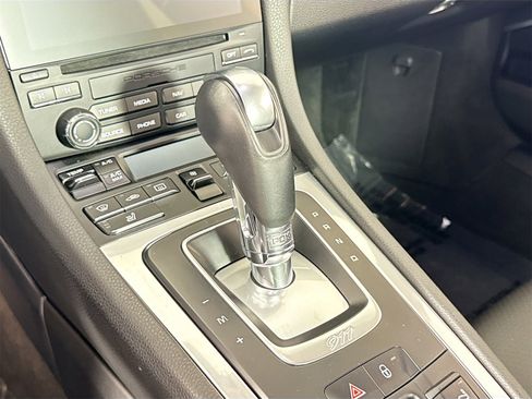 Used 2017 Porsche 911 Carrera image 15