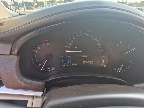 Used 2013 Cadillac XTS FWD image 12
