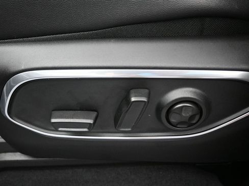 New 2026 Jeep Grand Wagoneer 4WD w/ Premium Group I image 13